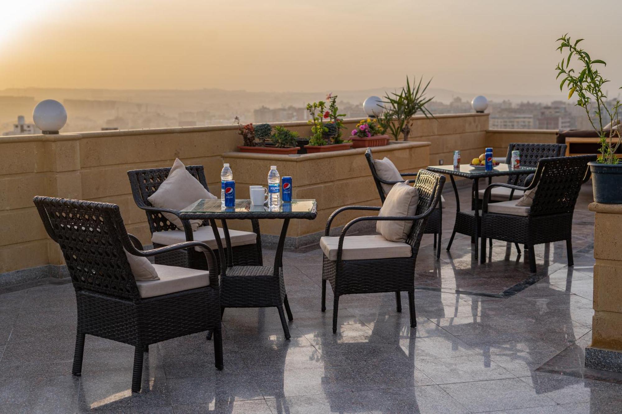 Gardenia Pyramids view inn Nazlet el-Sîsi Zewnętrze zdjęcie